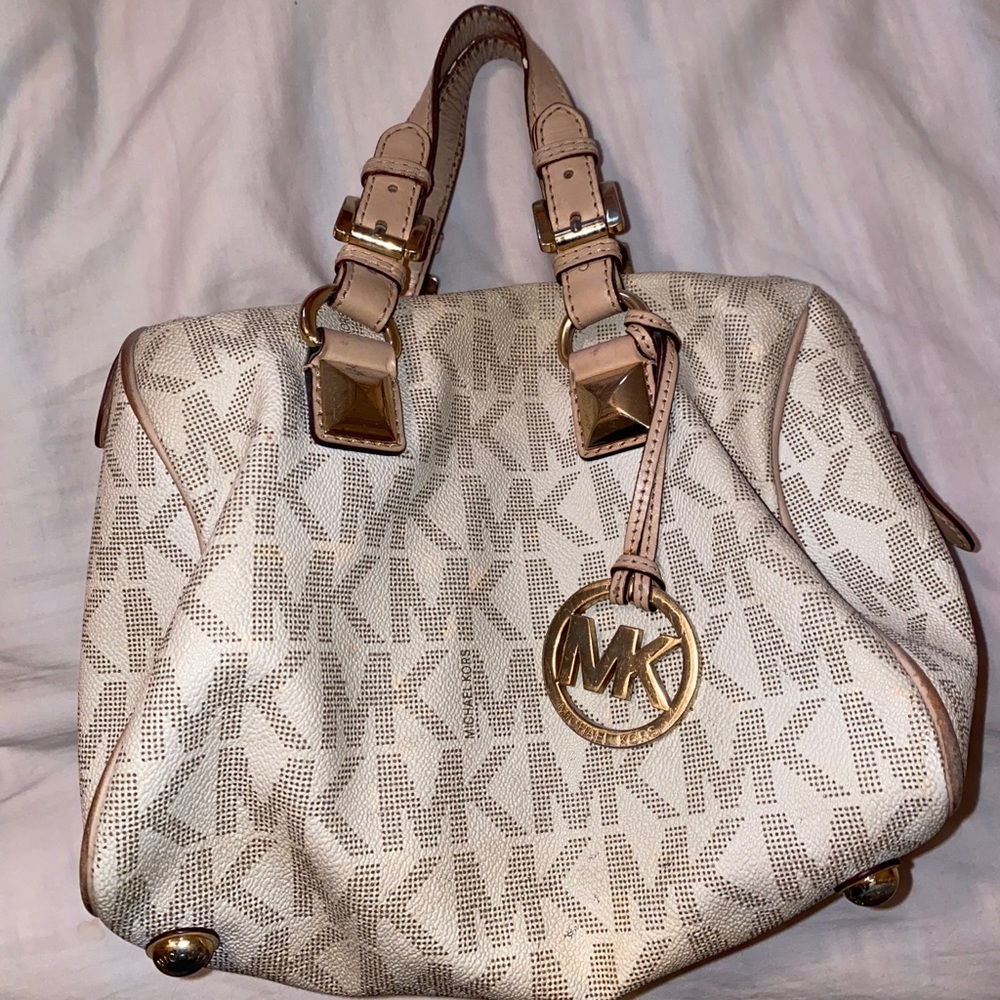Cream Logo Micheal Kors bag